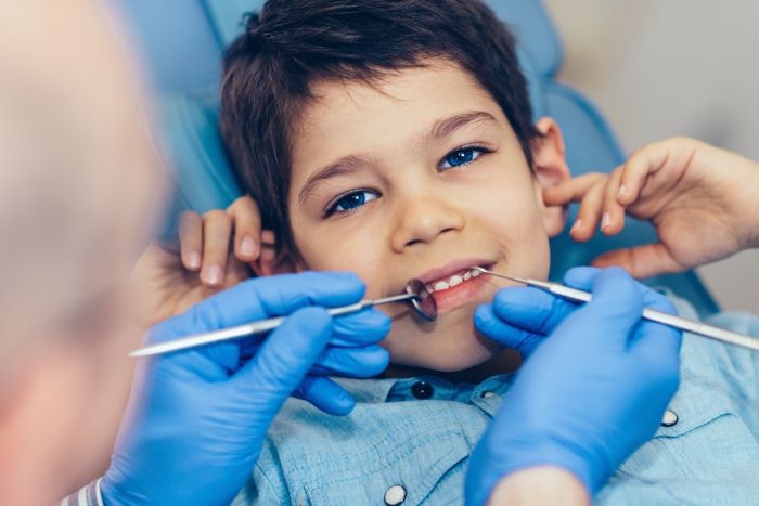 Regular vs Pediatric Dentists